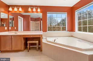 2015 Thistlewood Rd, Baltimore, MD 21209 - Photo 24