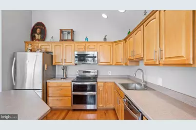 9120 Hinton Avenue, Sparrows Point, MD 21219 - Photo 8