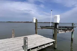 9120 Hinton Ave, Sparrows Point, MD 21219 - Photo 4