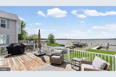 9120 Hinton Avenue, Sparrows Point, MD 21219 - Photo 2