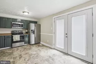 31 Kilbeggan Green, Baltimore, MD 21236 - Photo 6