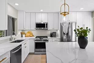 1 Winterberry Ct, Cockeysville, MD 21030 - Photo 4