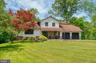 6 Old Garrett Ct, White Hall, MD 21161 - Photo 2