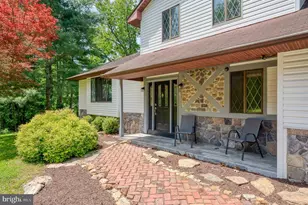 6 Old Garrett Ct, White Hall, MD 21161 - Photo 4