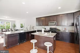 9540 John Locke Wy, Owings Mills, MD 21117 - Photo 12