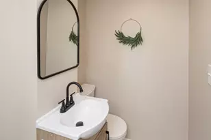 571 Woodbine Ave, Baltimore, MD 21204 - Photo 22