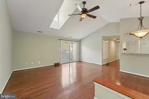 216 Long Cove Ln, Essex, MD 21221 - Photo 2