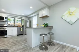 2407 Hammonds Ferry Rd, Halethorpe, MD 21227 - Photo 6