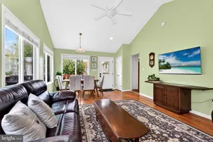 2143 Suburban Greens Dr, Lutherville Timonium, MD 21093 - Photo 22