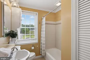 332 Small Ct, Baltimore, MD 21228 - Photo 22
