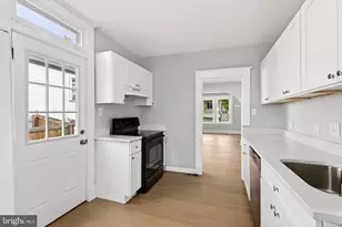 29 Elm Ave W, Baltimore, MD 21206 - Photo 4