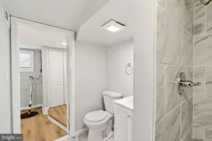 29 Elm Ave W, Baltimore, MD 21206 - Photo 16