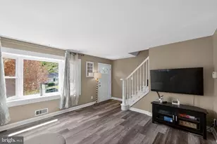 1824 Briarcliff Rd, Parkville, MD 21234 - Photo 2