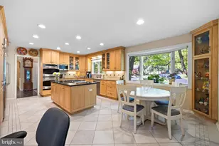 1 Springbriar Ln, Baltimore, MD 21208 - Photo 12
