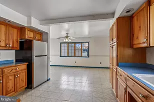 1912 Queensway, Baltimore, MD 21222 - Photo 10
