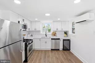 525 45th St, Baltimore, MD 21224 - Photo 8