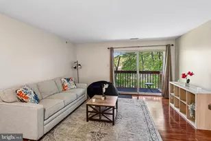 4 Banyan Wood Ct, Essex, MD 21221 - Photo 2
