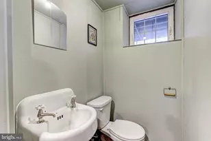 47 Dunkirk Rd, Baltimore, MD 21212 - Photo 32