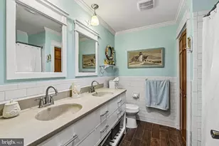 2513 Maple Rd, Baltimore, MD 21219 - Photo 14