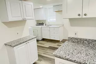 5015 Wilkens Ave, Catonsville, MD 21228 - Photo 2