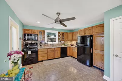 18 S Beaumont Avenue, Catonsville, MD 21228 - Photo 20