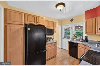 44 Briarwood Road, Catonsville, MD 21228 - Photo 16