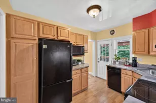 44 Briarwood Rd, Catonsville, MD 21228 - Photo 16