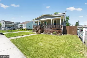 217 Pinewood Rd, Dundalk, MD 21222 - Photo 2