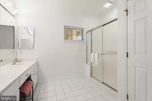 320 Chalk Hill Dr, Baltimore, MD 21208 - Photo 32