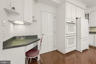 320 Chalk Hill Dr, Baltimore, MD 21208 - Photo 22