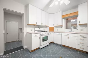 11 Seminole Ave, Catonsville, MD 21228 - Photo 10