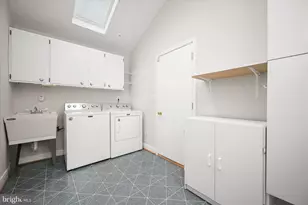 11 Seminole Ave, Catonsville, MD 21228 - Photo 30