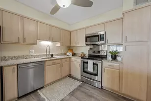 205 E Joppa Rd, Towson, MD 21286 - Photo 12