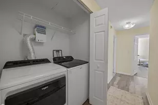 205 E Joppa Rd, Towson, MD 21286 - Photo 22