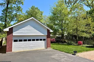 415 S Rolling Rd, Baltimore, MD 21228 - Photo 28