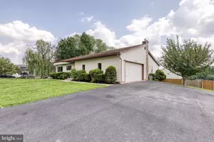 18 Byway Rd, Owings Mills, MD 21117 - Photo 2