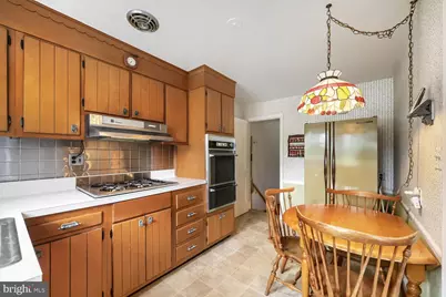 1566 Cottage Lane, Towson, MD 21286 - Photo 10