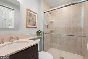 2530 Londonderry Rd, Lutherville Timonium, MD 21093 - Photo 18