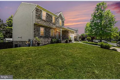 4705 Greencove Circle, Baltimore, MD 21219 - Photo 2