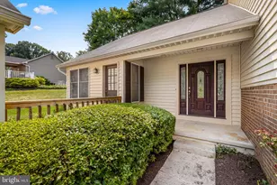 4 Huntress Ct, Lutherville Timonium, MD 21093 - Photo 2