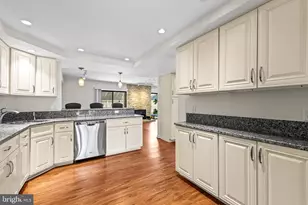 11 Tanner Ct, Baltimore, MD 21208 - Photo 14