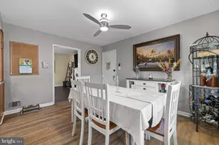 8928 Satyr Hill, Parkville, MD 21234 - Photo 14