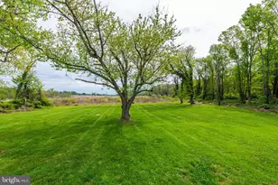 2705 Spring Hill Rd, Owings Mills, MD 21117 - Photo 30
