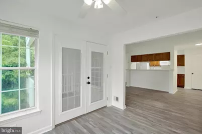 9101 Lincolnshire Court #E, Parkville, MD 21234 - Photo 8