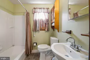 2907 Edgewood Ave, Baltimore, MD 21234 - Photo 12