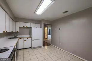 7 Pipe Hill Ct, Baltimore, MD 21209 - Photo 16