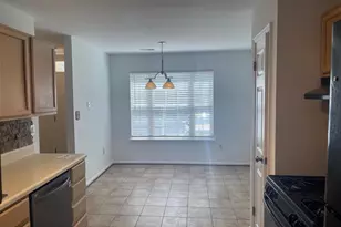 9324 Town Pl Dr, Owings Mills, MD 21117 - Photo 4