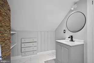 946 Martin Rd, Essex, MD 21221 - Photo 26
