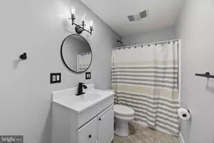 946 Martin Rd, Essex, MD 21221 - Photo 18
