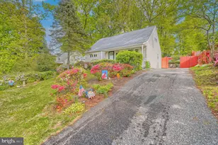 9807 Hilltop Dr, Baltimore, MD 21234 - Photo 2